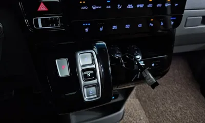 Hyundai Staria 2025, 25152 км, за 45200000 KRW - фото 9
