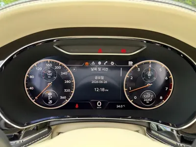 Bentley Flying Spur 2023, 22200 км, за 260000000 KRW - фото 8