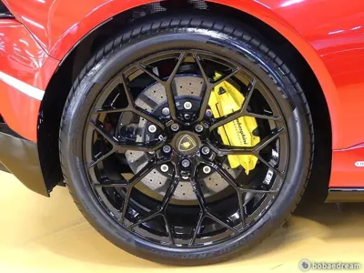 Lamborghini Huracan 2023, 9400 км, за 370000000 KRW - фото 9