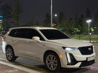Cadillac XT6 · 2020 год