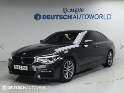 BMW 5-Series · 2017 год