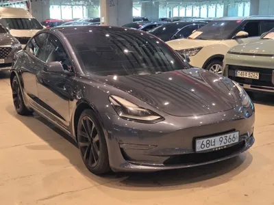 Tesla Model 3 2021, 74000 км, за 32000000 KRW