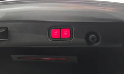 Mercedes-Benz E-Class 2017, 99563 км, за 22300000 KRW - фото 20