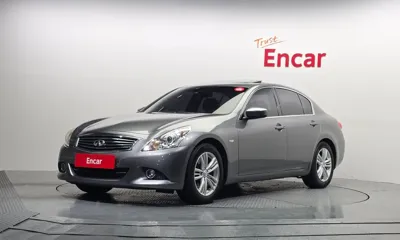 Infiniti G · 2011 год