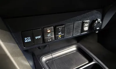 Toyota RAV4 2015, 111630 км, за 16500000 KRW - фото 15