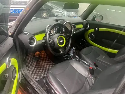 MINI Mini Clubman 2011, 130000 км, за 26800 CNY