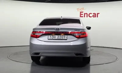 Hyundai Grandeur 2014, 320380 км, за 3390000 KRW - фото 4