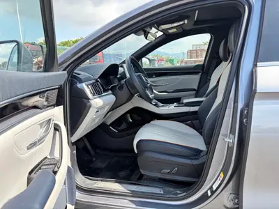 BYD PLUS New Energy 2022, 14000 км, за 73800 CNY - фото 4