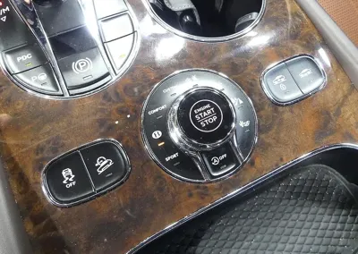 Bentley Bentayga 2021, 49000 км, за 193000000 KRW - фото 20