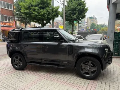 Land Rover Defender 2025, 25500 км, за 95800000 KRW