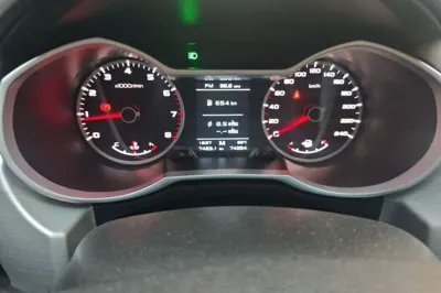 Geely Auto Emgrand X7 Sport 2018, 74800 км, за 27130.7 CNY - фото 12
