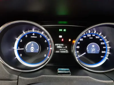 Hyundai Sonata 2010, 123000 км, за 3550000 KRW - фото 8