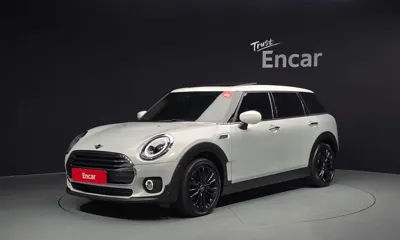 MINI Clubman · 2023 год