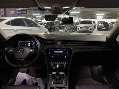 Volkswagen Passat 2018, 110000 км, за 15990000 KRW - фото 8