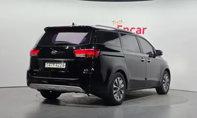 Kia Canival 2017, 132351 км, за 7990000 KRW