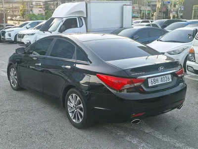 Hyundai Sonata 2013, 211000 км, за 2990000 KRW - фото 5