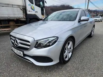 Mercedes-Benz E-Class 2017, 207125 км, за 17300000 KRW