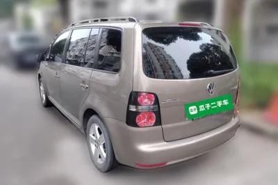 Volkswagen Touran 2015, 22100 км, за 54744.05 CNY - фото 4