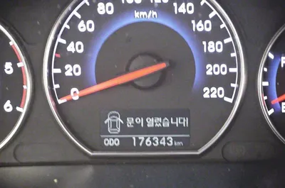 Hyundai Santafe 2010, 176340 км, за 3900000 KRW - фото 10