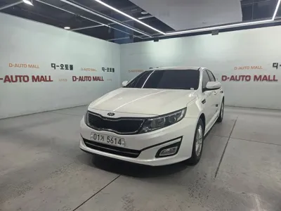 Kia K5 · 2015 год