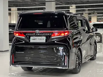 Toyota Vellfire 2023, 50800 км, за 788000 CNY - фото 4