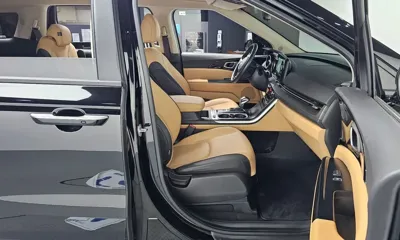 Kia Canival 2023, 28989 км, за 24290000 KRW - фото 26