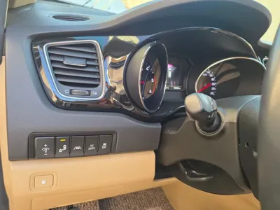 Kia Canival 2017, 79889 км, за 14990000 KRW - фото 11