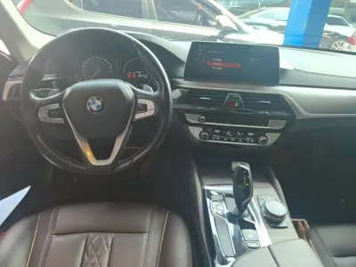 BMW 5 Series 2019, 148300 км, за 118800 CNY - фото 10