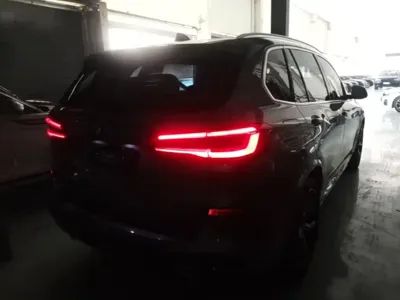BMW X5 2022, 15500 км, за 395800 CNY - фото 7