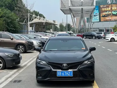 Toyota Camry 2023, 50000 км, за 99800 CNY - фото 2
