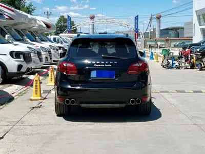 Porsche Cayenne 2010, 210000 км, за 139800 CNY