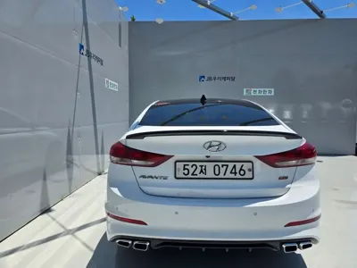 Hyundai Avante 2016, 165132 км, за 8200000 KRW - фото 3
