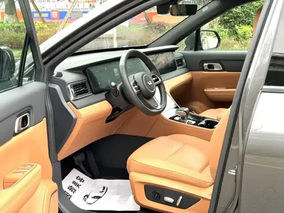 Li Auto Li ONE 2021, 60000 км, за 95900 CNY