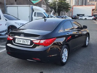 Hyundai Sonata 2012, 164479 км, за 3500000 KRW - фото 2