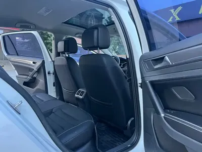 Volkswagen Golf 2016, 130000 км, за 35800 CNY - фото 8