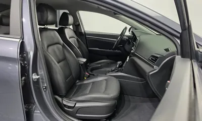 Hyundai Avante 2019, 201667 км, за 7900000 KRW - фото 11