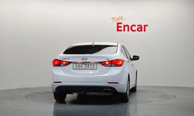 Hyundai Avante 2015, 137396 км, за 5500000 KRW