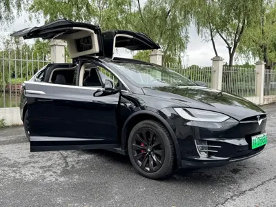 Tesla Model X 2019, 82000 км, за 193800 CNY - фото 13