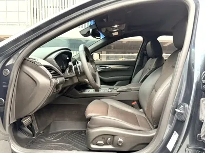 Cadillac CT5 2021, 59000 км, за 111000 CNY