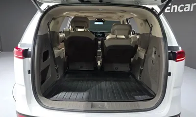 Kia Canival 2023, 44692 км, за 31450000 KRW - фото 35