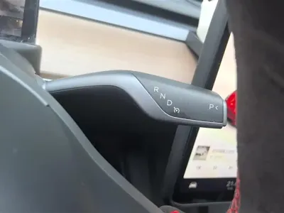 Tesla Model Y 2021, 15800 км, за 172000 CNY - фото 16