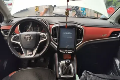 Brilliance V3 2017, 104700 км, за 29079.04 CNY - фото 6