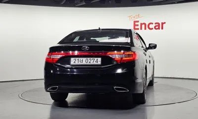 Hyundai Grandeur 2014, 235469 км, за 2890000 KRW