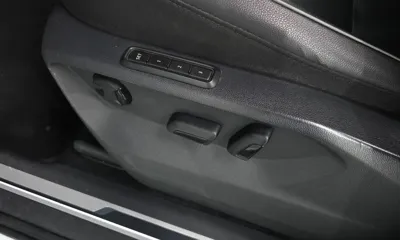 Volkswagen Tiguan 2018, 128135 км, за 19000000 KRW - фото 31