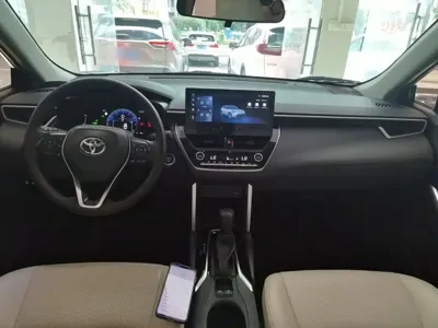 Toyota Frontlander 2023, 55800 км, за 81100 CNY - фото 10