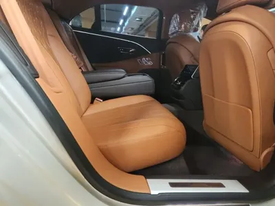 Bentley Flying Spur 2021, 44000 км, за 205000000 KRW - фото 8