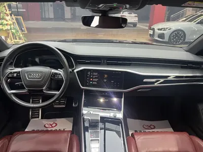 Audi A7L 2024, 28000 км, за 295800 CNY - фото 10