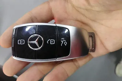 Mercedes-Benz S-Class 2018, 148800 км, за 287737.65 CNY - фото 29