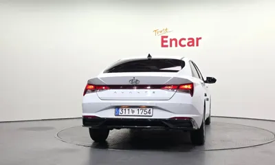 Hyundai Avante 2022, 70921 км, за 10936.4 USD