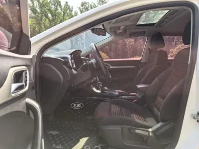 MG MG6 2019, 95000 км, за 29800 CNY - фото 6